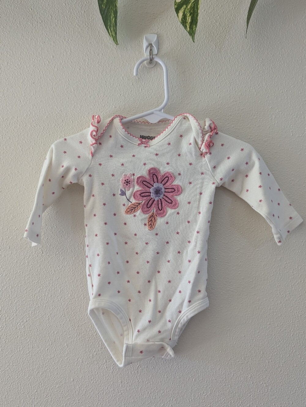 Floral Outfit With Ruffly Butt - Picture 3 of 5